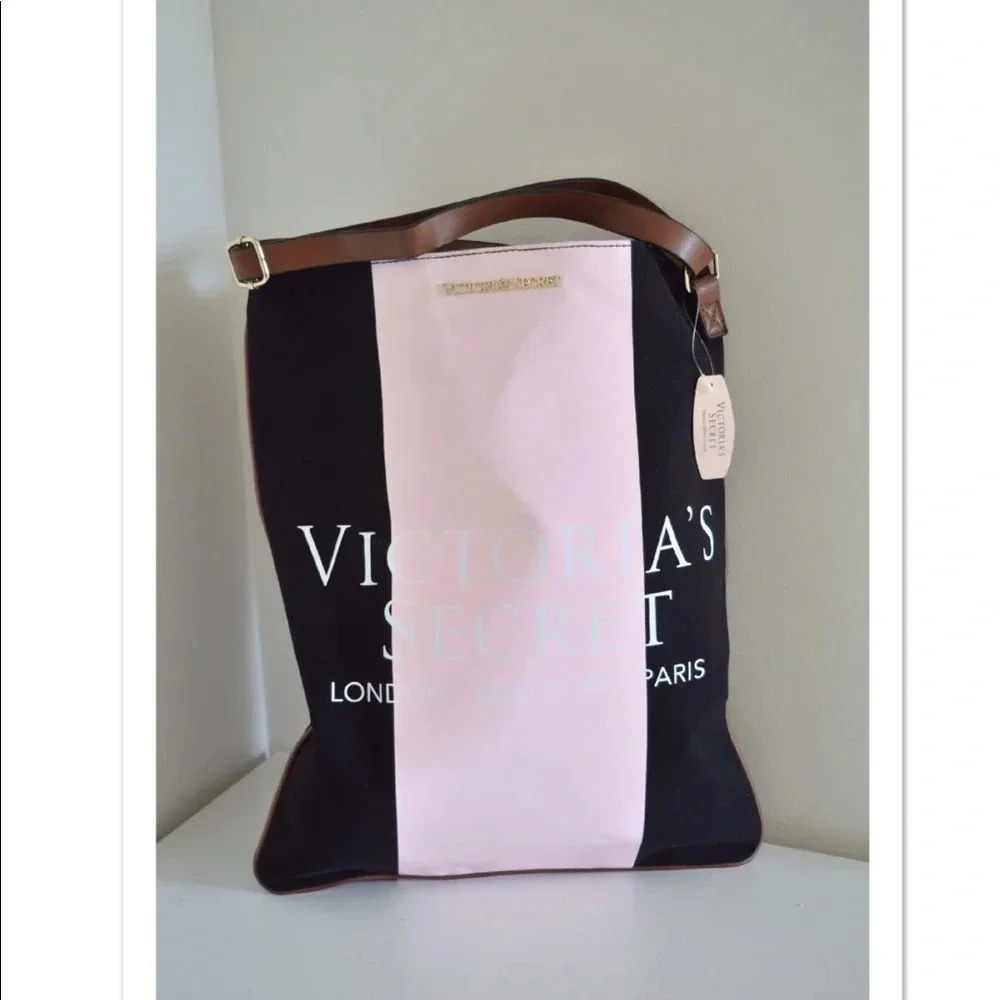 NWT Victoria’s Secret tote bag